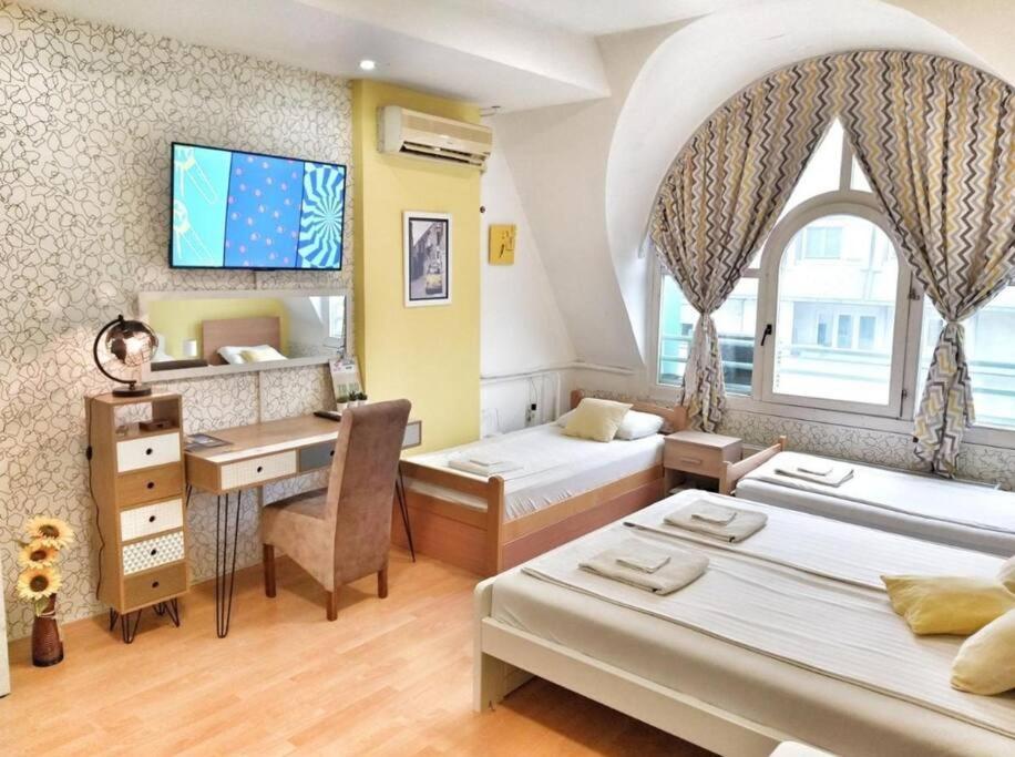 Yellow Diamond Ni Екстериор снимка
